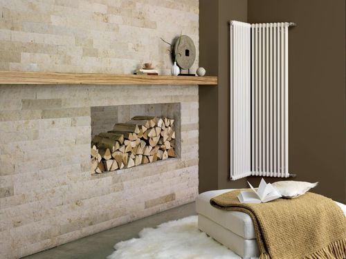 Designovy radiator Zehnder Charleston do vnitrniho rohu provedeni foto zdroj Zehnder copy